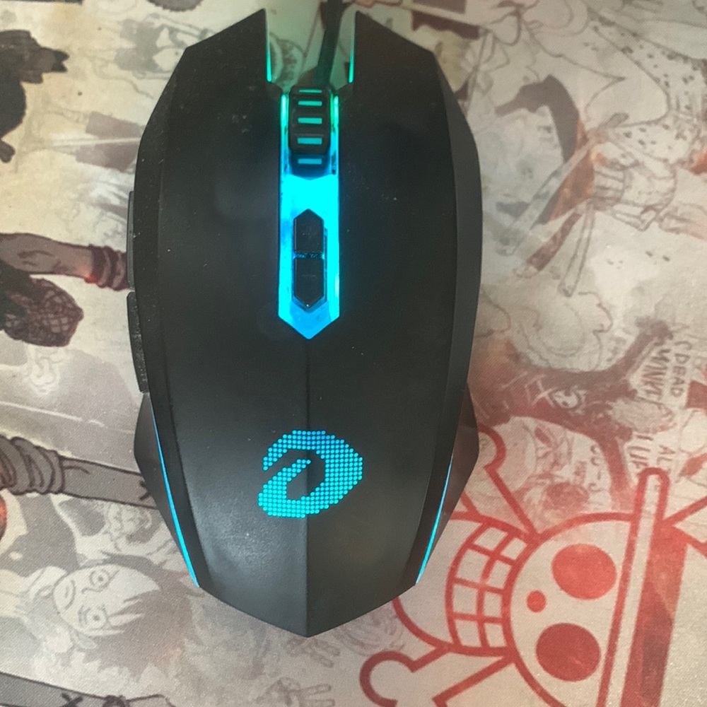 Black multi-functional luminous mouse given by colleagues